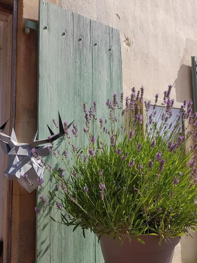 Inspire Bed & Breakfast Azille Exterior photo